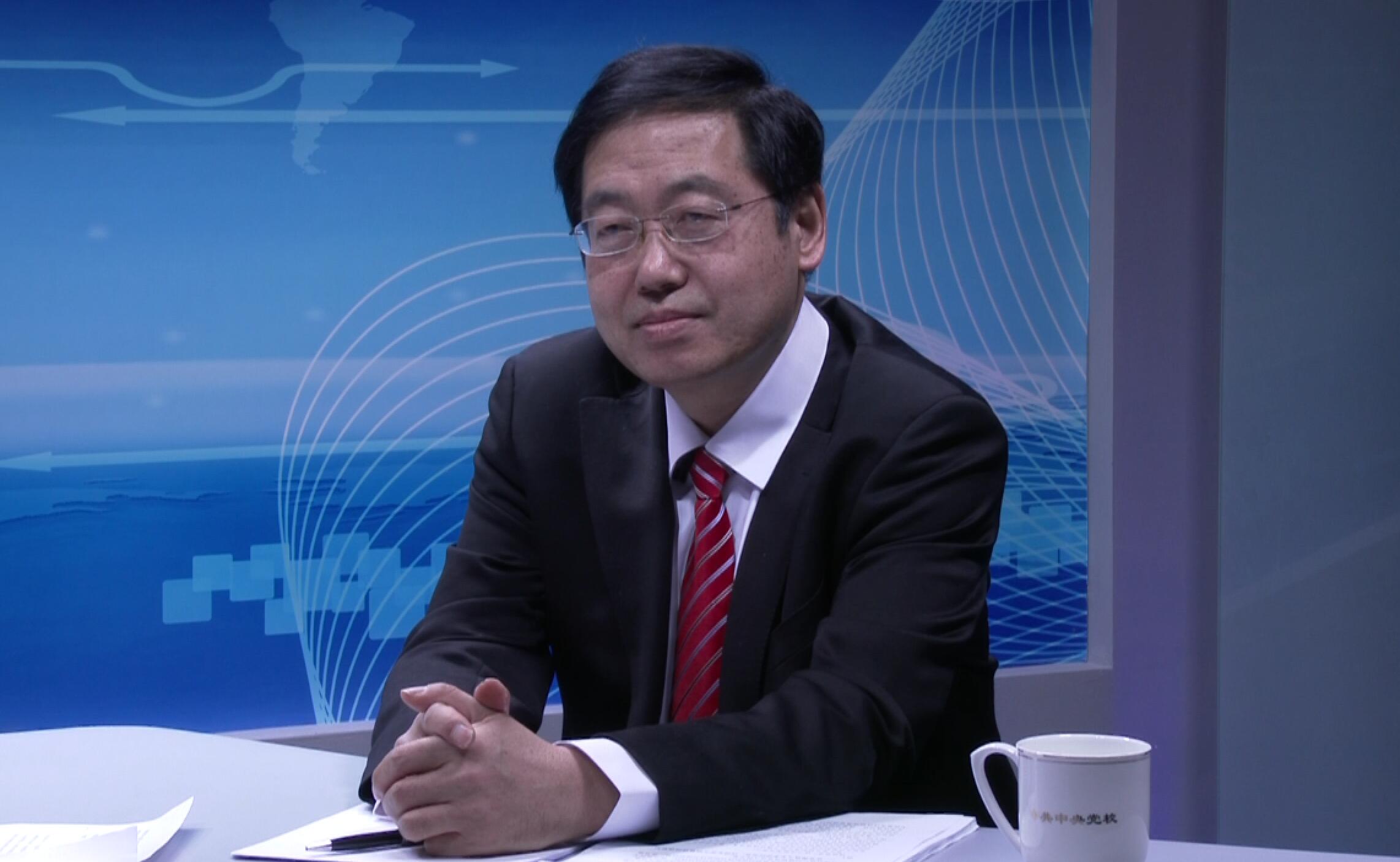 ��ǿ��̬�������� ���������й�