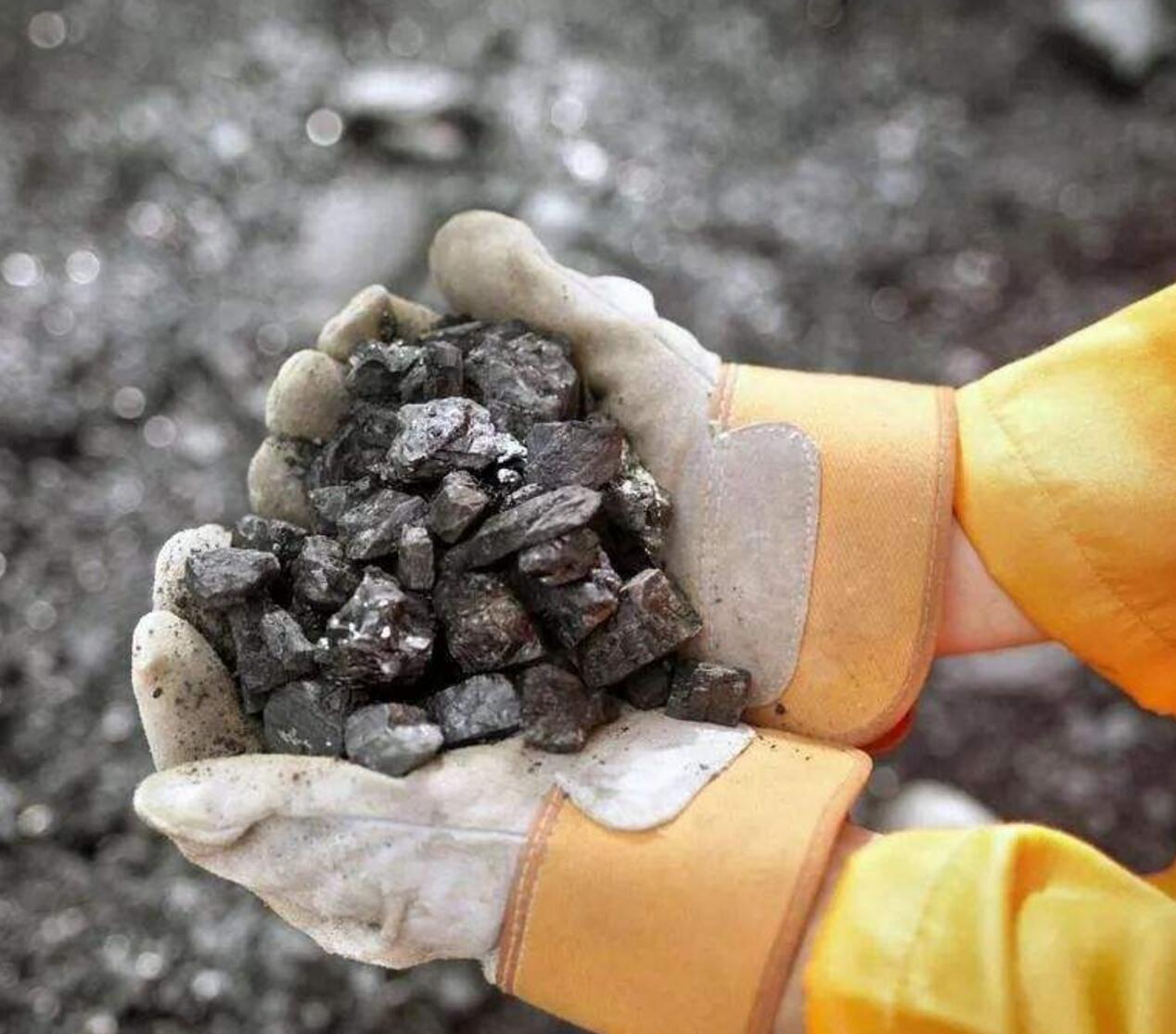 ����ʯ�ڻ����ʻ������ʱ��г����⿪���²���